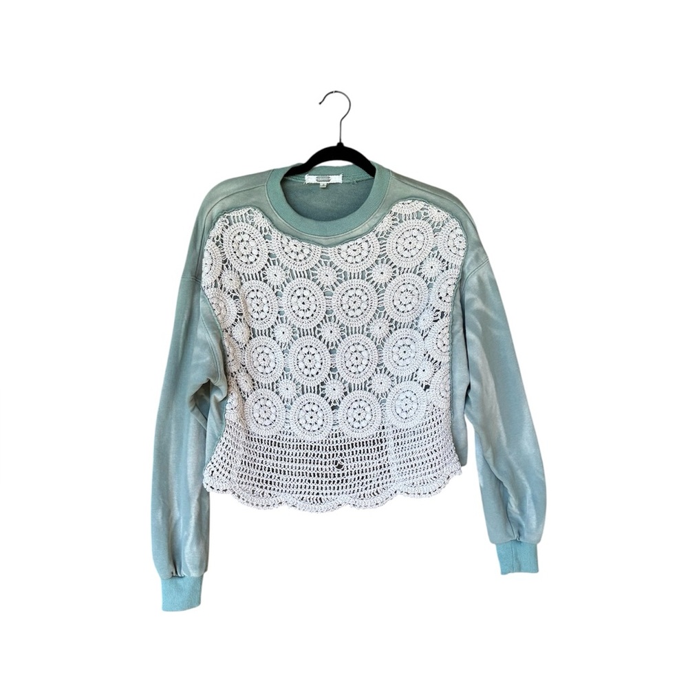 Gimmicks by BKE Crochet‎ Lace Front Sweatshirt Top Sage Green Boho Women's Small